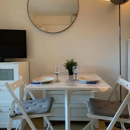 Apartment Studio Bord De Mer Avec Terrasse Et Jardin