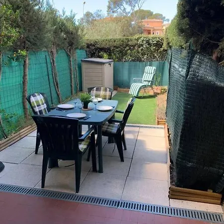 Studio Bord De Mer Avec Terrasse Et Jardin * Saint-Raphaël