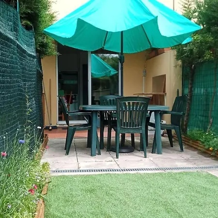 Studio Bord De Mer Avec Terrasse Et Jardin *